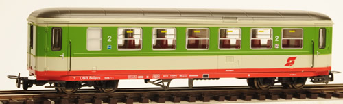 Ferro Train 722-567-P - Austrian ÖBB B4ip/s 3067 1 Krimmler coach  gn/wh/rd P